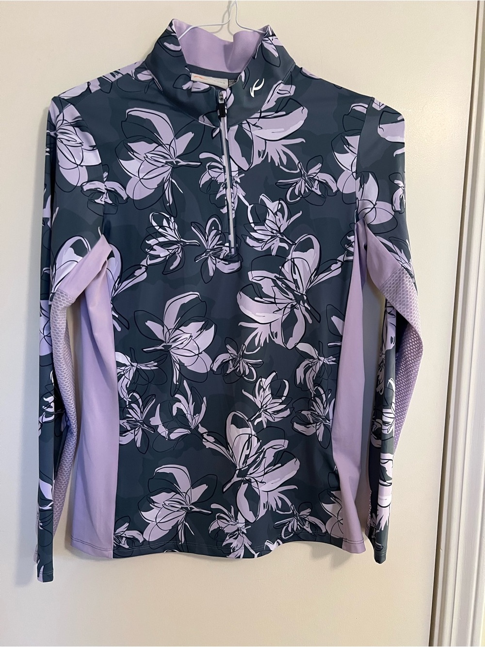 NWT KJUS Sunshine Printed 1/4 zip, size M.